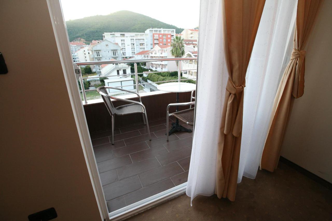 Vilaelenamarko Budva Exterior foto
